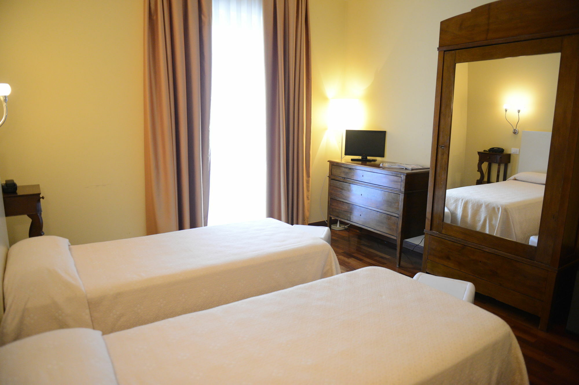 Hotel La Corte Matera Exterior photo